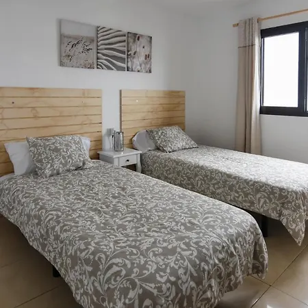 Casa Cuaderna A 150 Metros De La Playa * Playa Honda (Lanzarote)