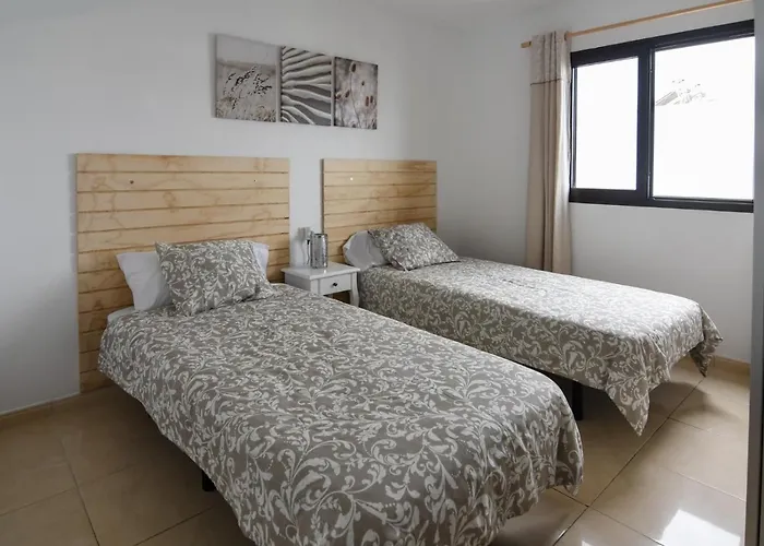 Casa Cuaderna A 150 Metros De La Playa * Playa Honda (Lanzarote)